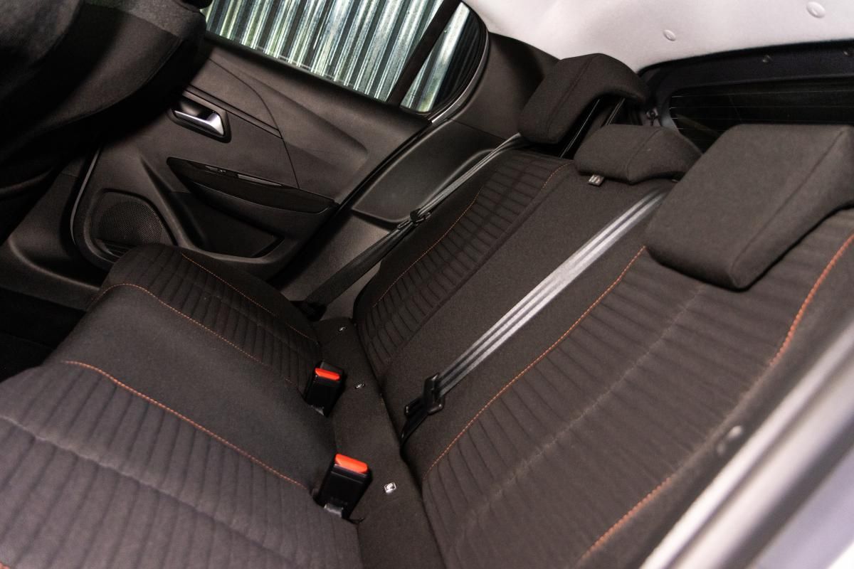 peugeot-e-208-2022-eletrico-0cc