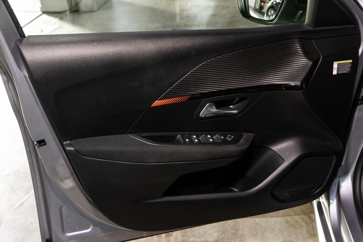 peugeot-e-208-2022-eletrico-0cc