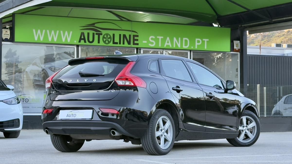 volvo-v40-2018-diesel-1969cc