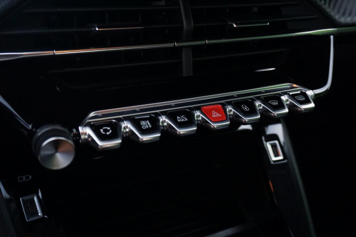 peugeot-e-208-2022-eletrico-0cc