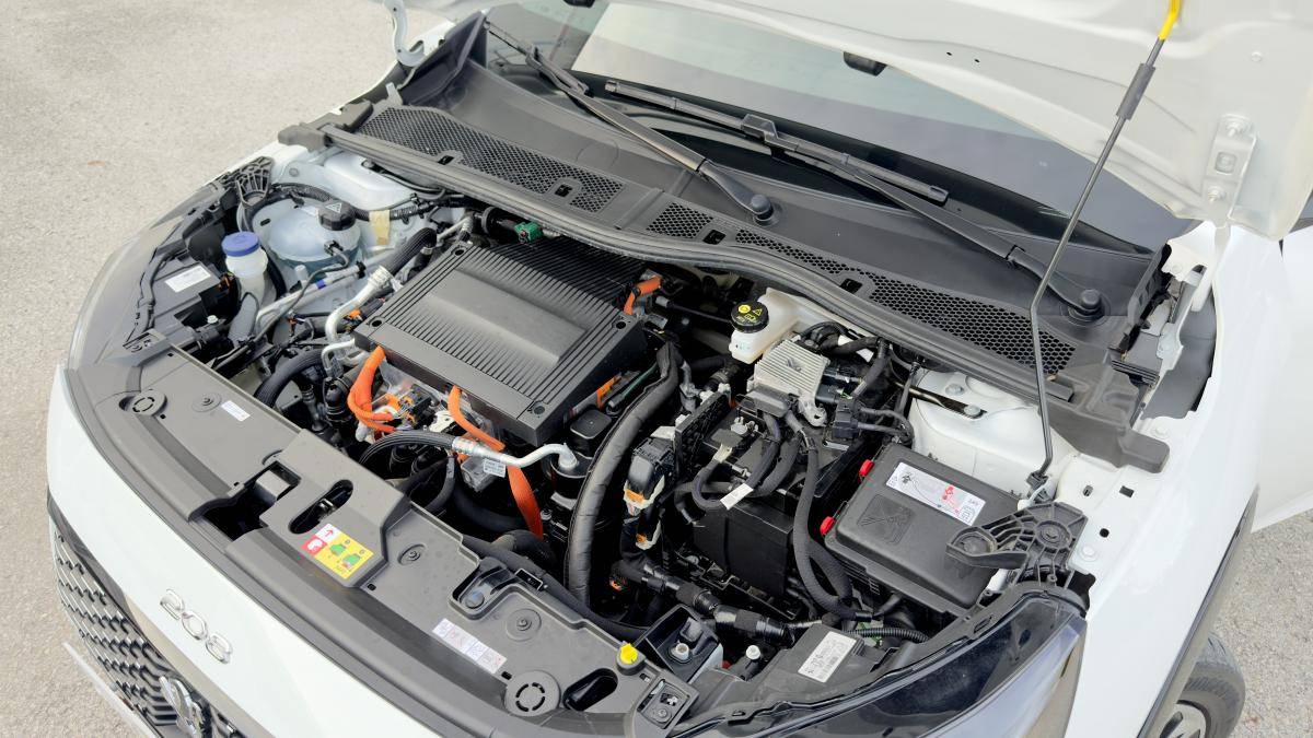 peugeot-e-208-2020-eletrico-0cc