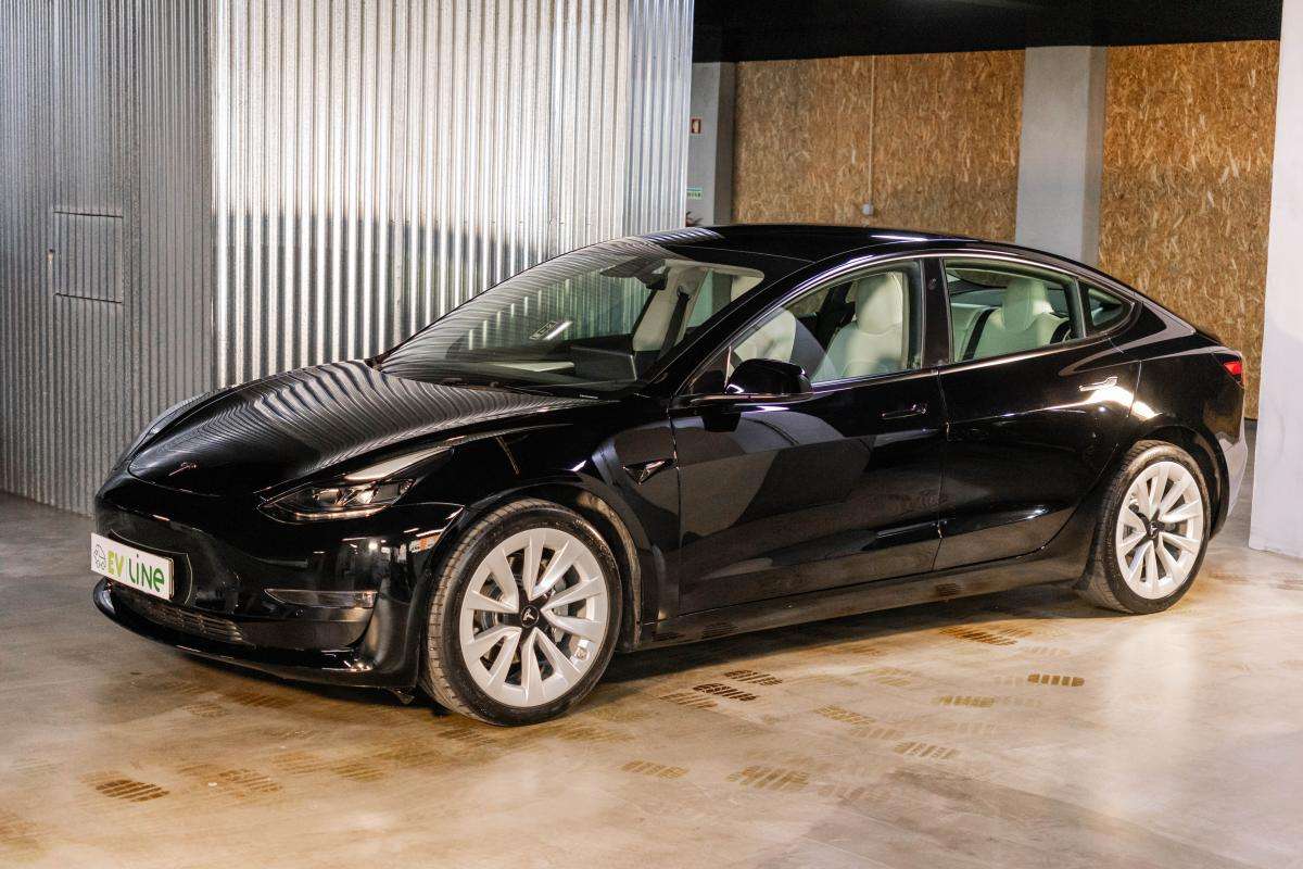 tesla-model-3-2021-eletrico-0cc