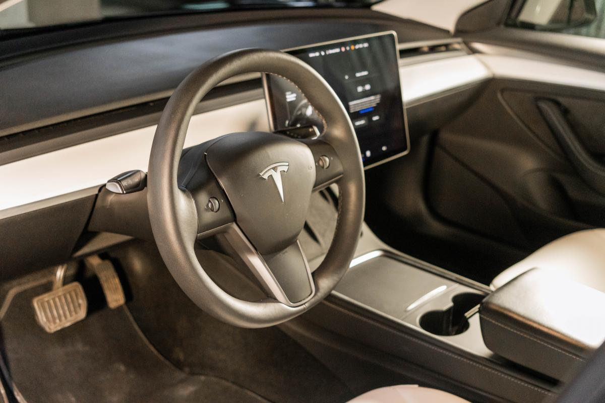 tesla-model-3-2021-eletrico-0cc