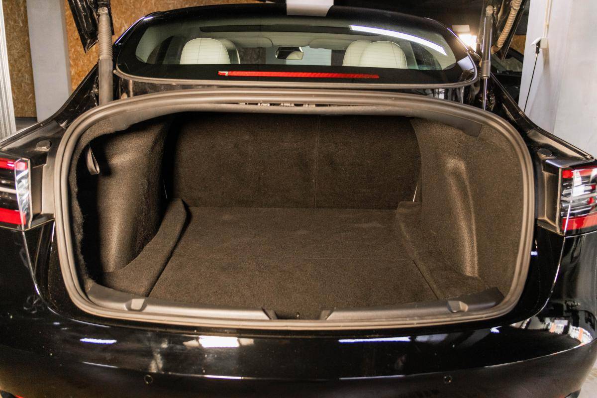 tesla-model-3-2021-eletrico-0cc