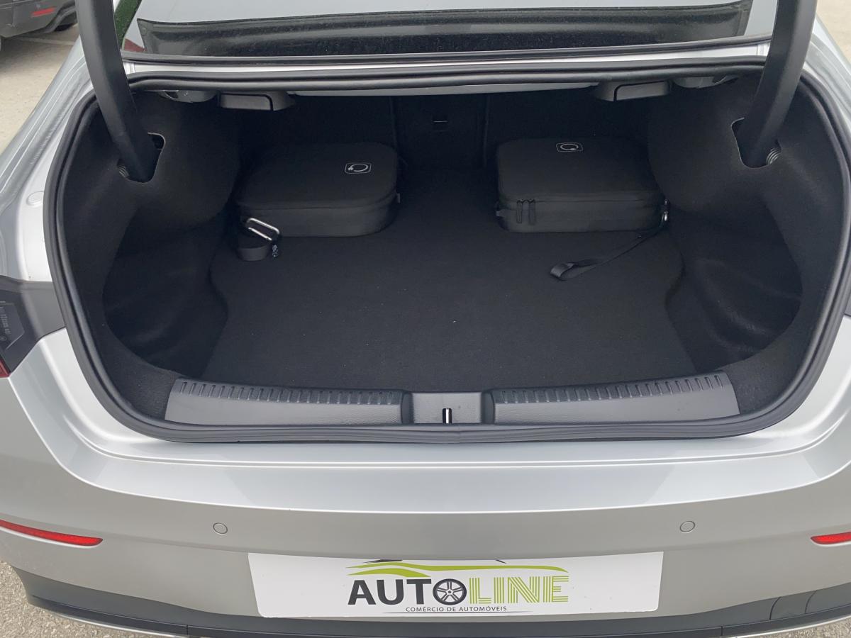 mercedes-benz-cla-2023-hibrido-a-gasolina-1332cc
