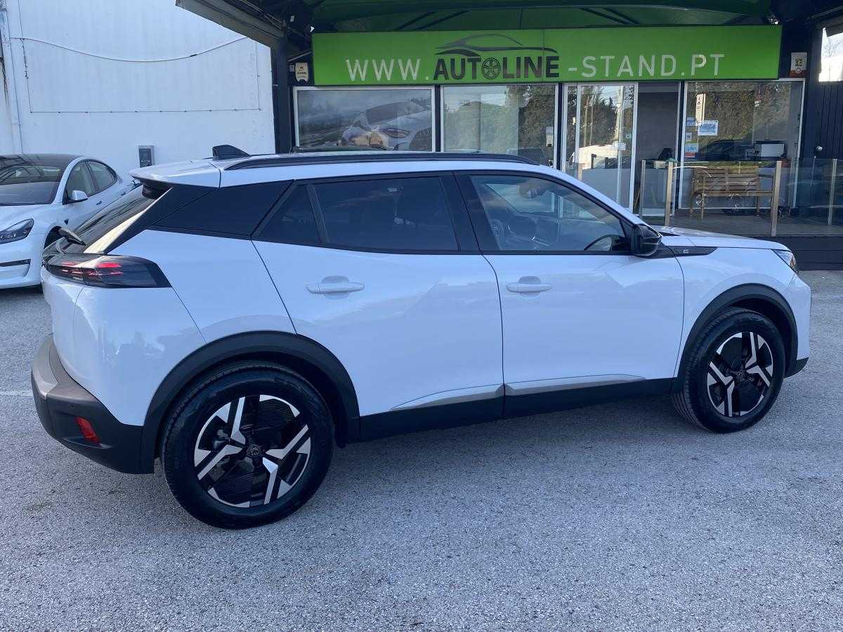 peugeot-e-2008-2025-eletrico-0cc