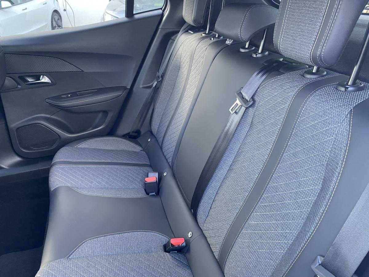 peugeot-e-2008-2025-eletrico-0cc