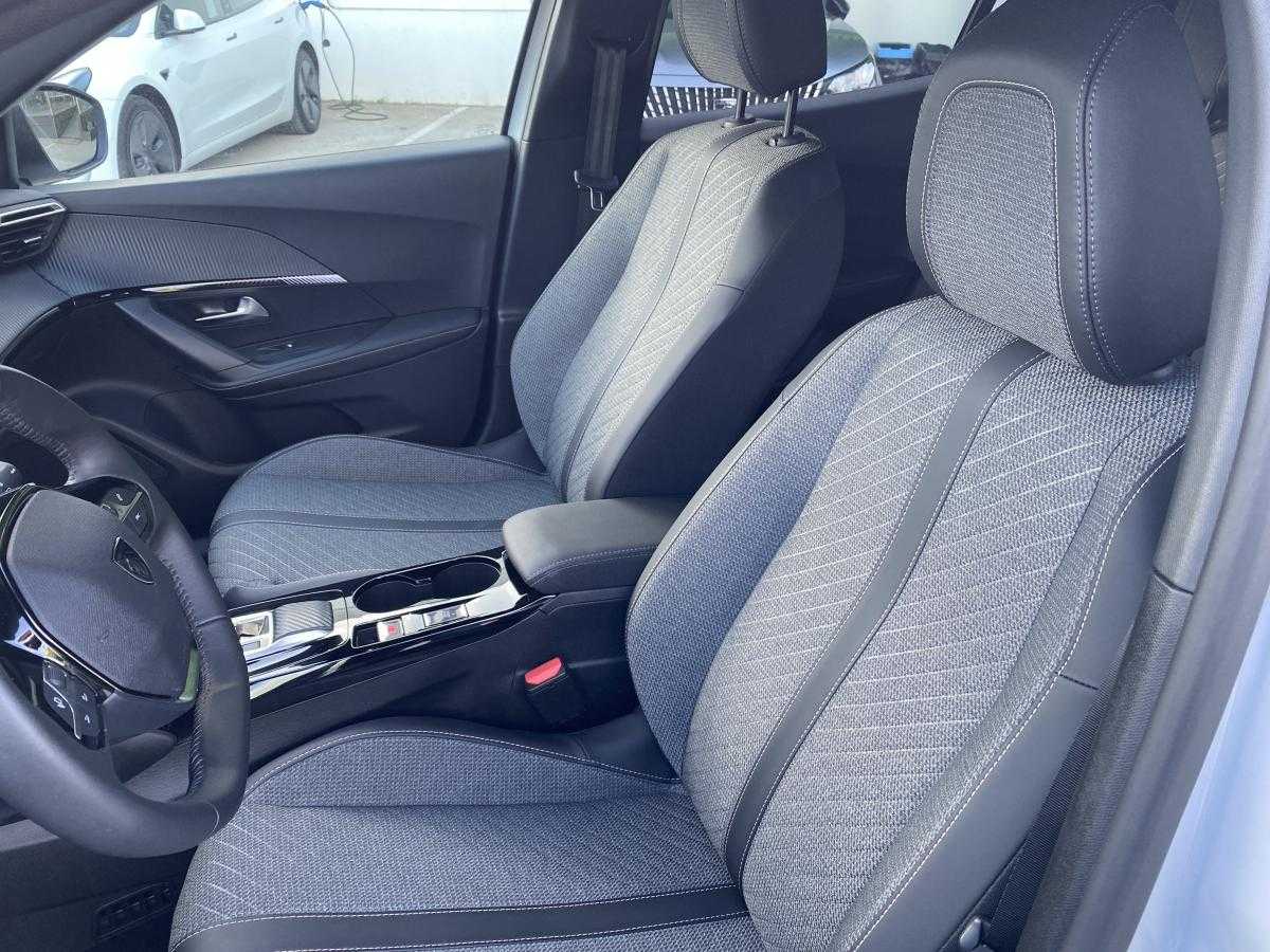 peugeot-e-2008-2025-eletrico-0cc