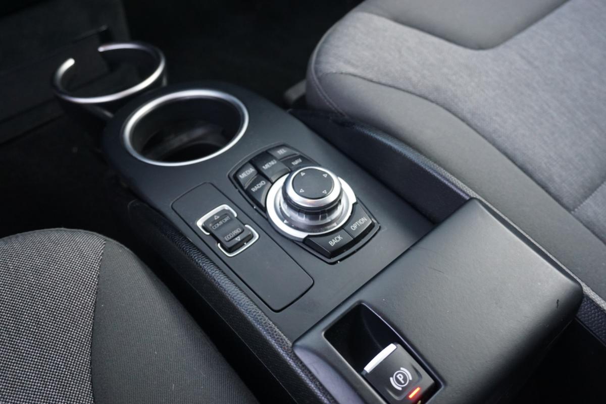 bmw-ix3-2016-hibrido-a-gasolina-647cc