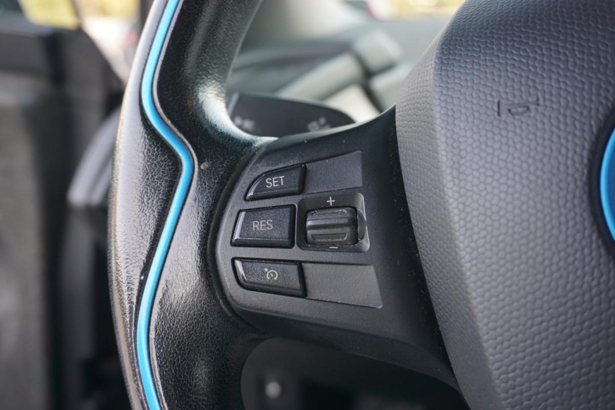 bmw-ix3-2016-hibrido-a-gasolina-647cc