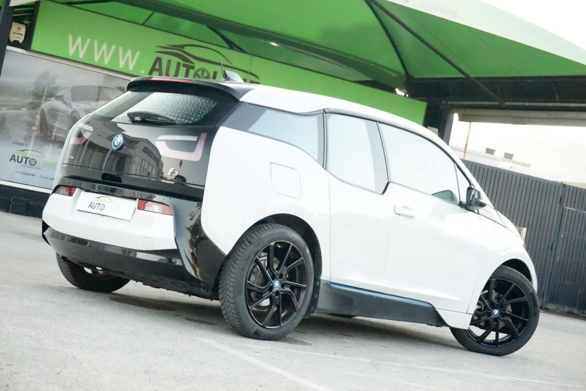 bmw-ix3-2016-hibrido-a-gasolina-647cc
