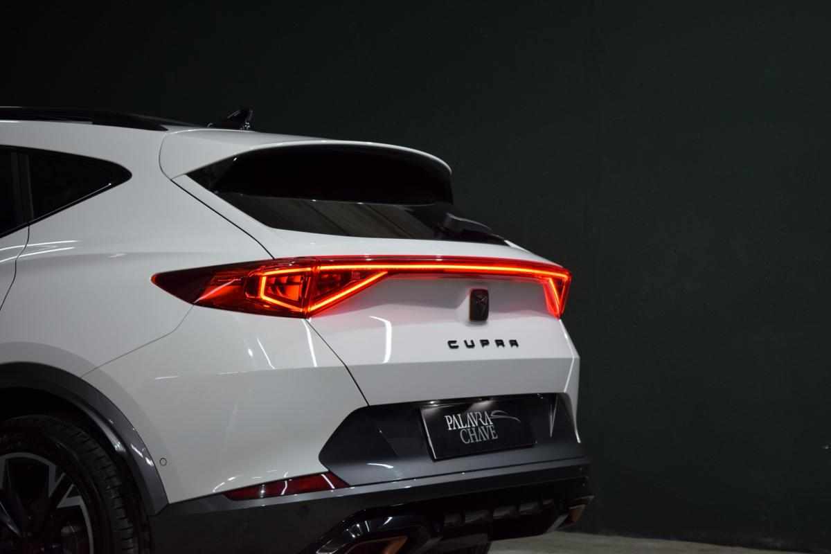 cupra-formentor-e-hybrid-2023-gasolina-1395cc