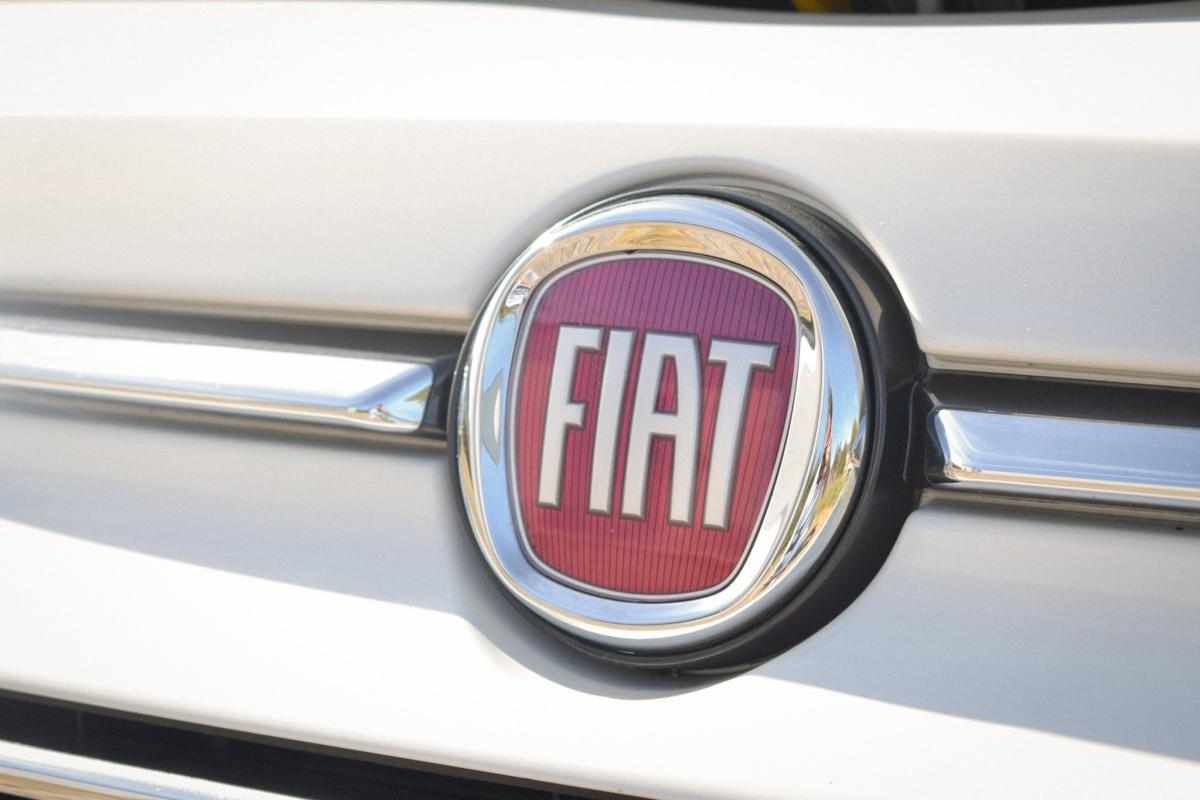fiat-500-1-0-hybrid-2023-gasolina-999cc