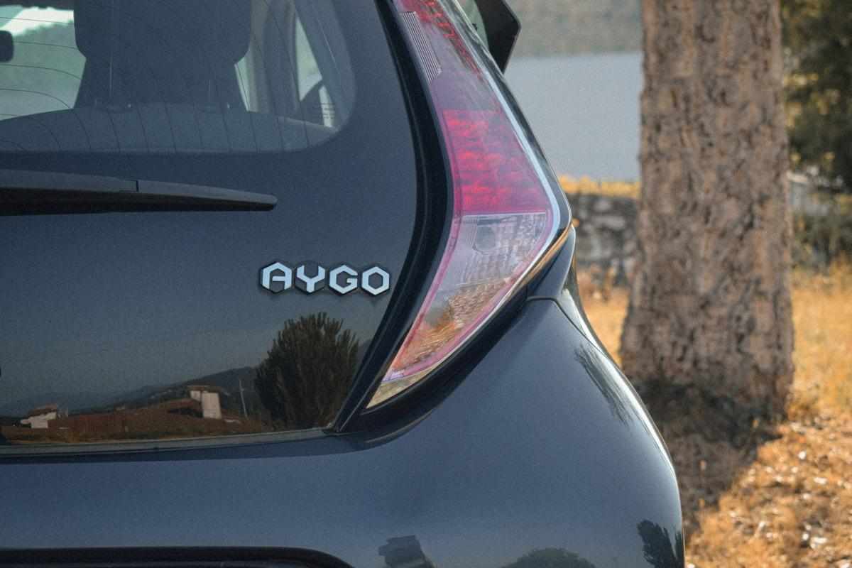toyota-aygo-1-0-vvt-i-2015-gasolina-998cc