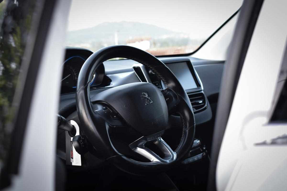 peugeot-2008-1-6-e-hdi-2015-diesel-1560cc