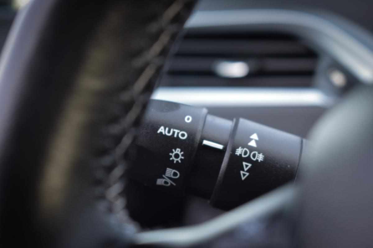 peugeot-2008-1-6-e-hdi-2015-diesel-1560cc