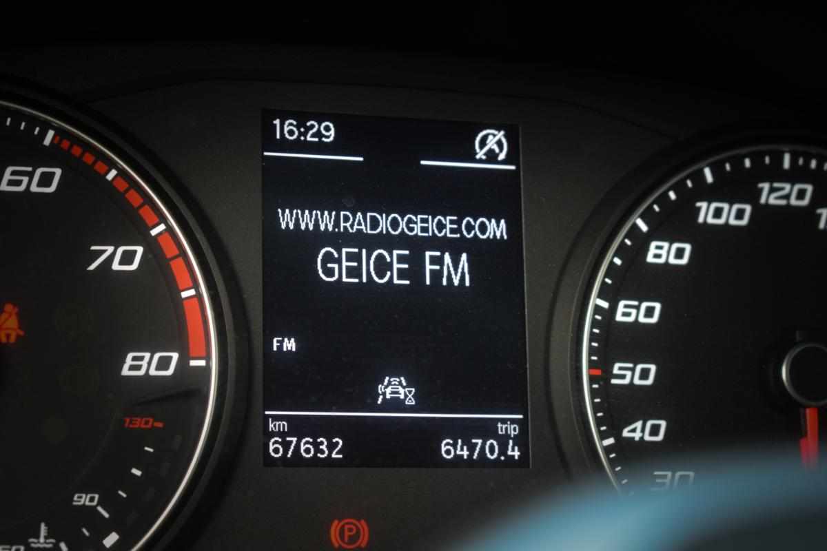 seat-arona-1-0-tsi-2022-gasolina-999cc