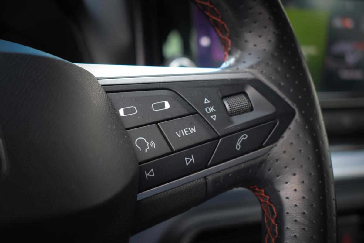 seat-arona-1-0-tsi-2022-gasolina-999cc