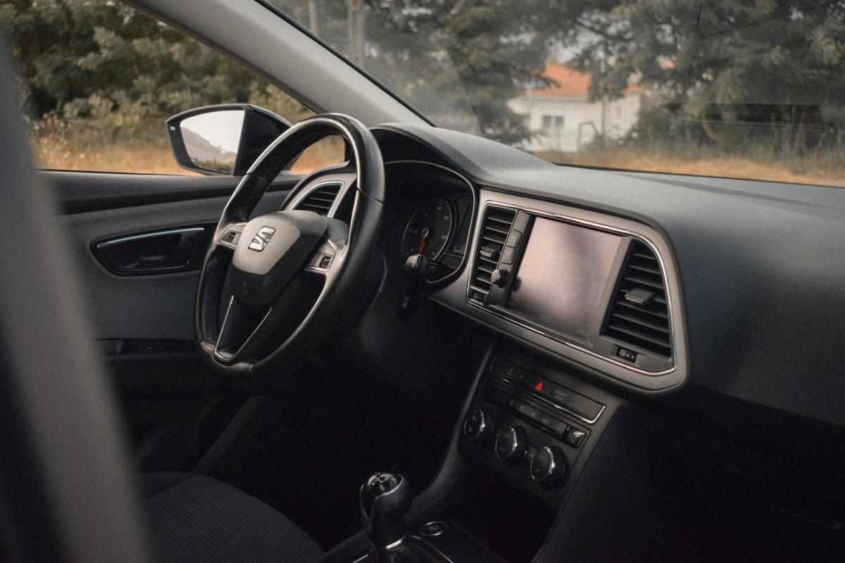 seat-leon-1-6-tdi-2019-diesel-1598cc