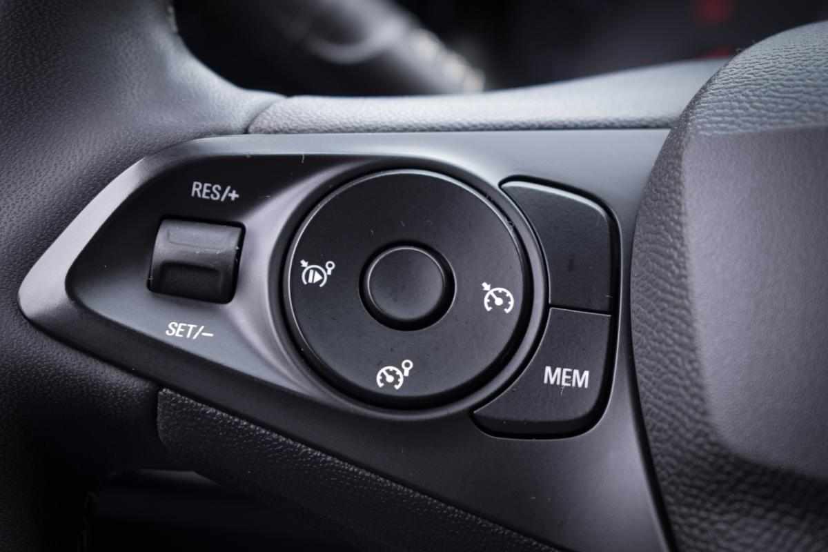 opel-corsa-1-2-2023-gasolina-1199cc
