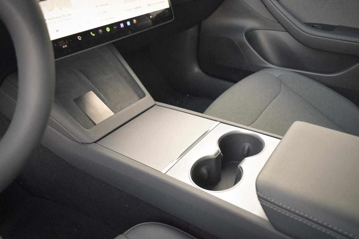 tesla-model-3-60-kwh-standard-range-2026-eletrico
