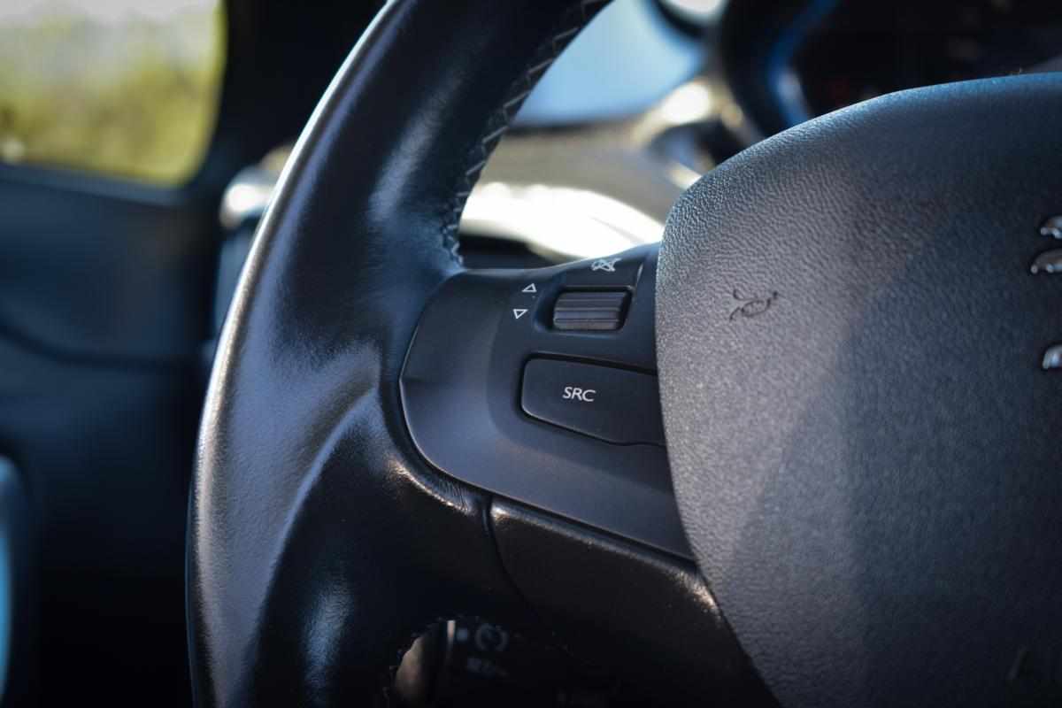 peugeot-2008-1-2-puretech-2019-gasolina-1199cc