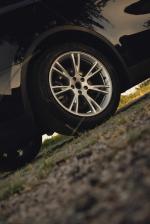 tesla-model-y-standard-range-rwd-2023-eletrico