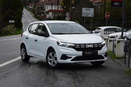 dacia-sandero-1-0-sce-2024-gasolina-999cc