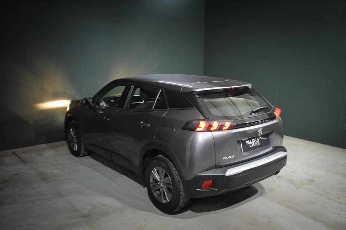 peugeot-2008-1-2-puretech-2023-gasolina-1199cc