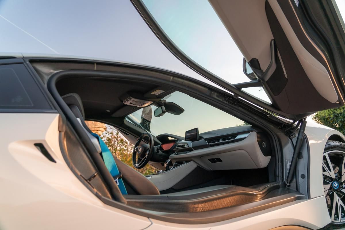 bmw-i8-2016-hibrido-a-gasolina-1500cc