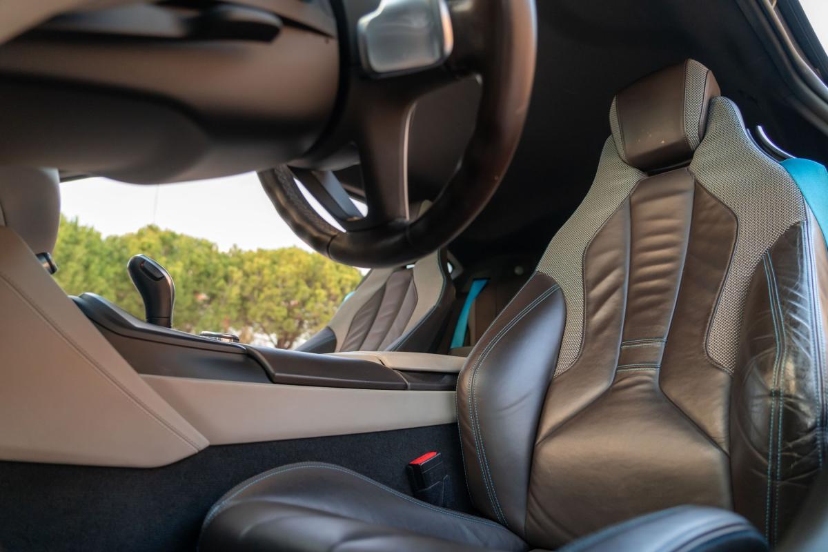 bmw-i8-2016-hibrido-a-gasolina-1500cc