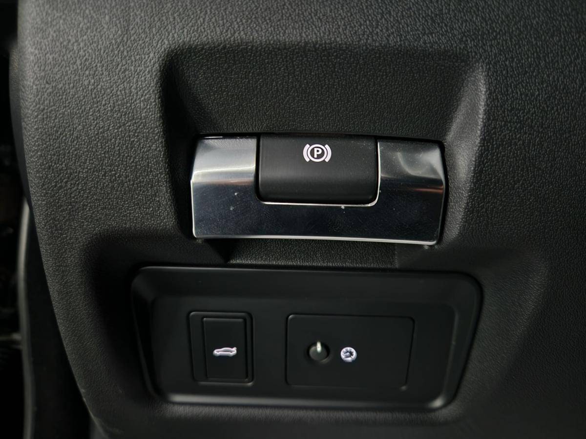 jaguar-xe-2019-diesel-1999cc