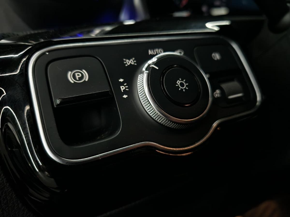 mercedes-benz-classe-a-2021-hibrido-a-gasolina-1332cc