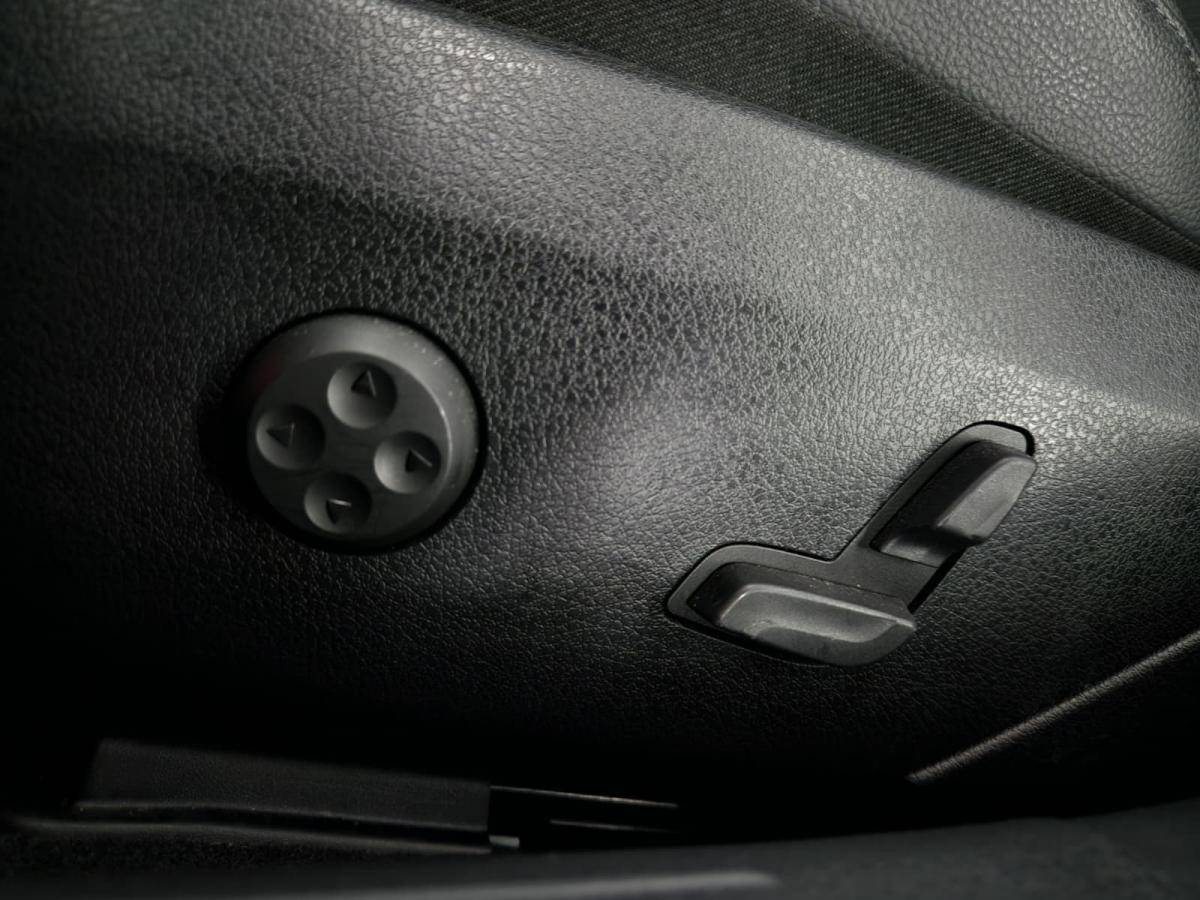 mercedes-benz-classe-c-2022-hibrido-a-gasolina-1999cc