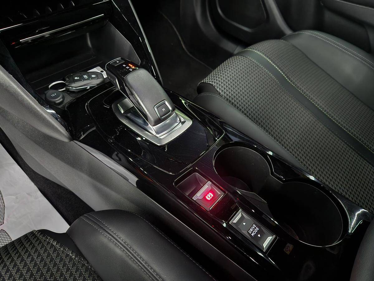 peugeot-2008-2020-gasolina-1199cc