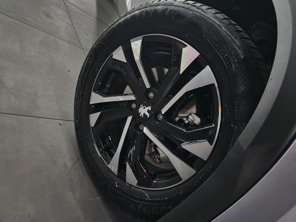 peugeot-2008-2023-eletrico-1cc
