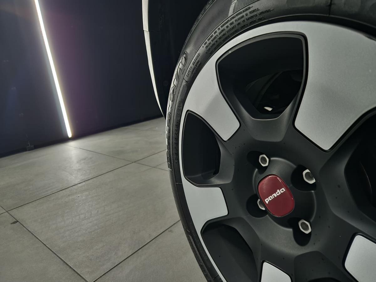fiat-panda-2024-hibrido-a-gasolina-999cc