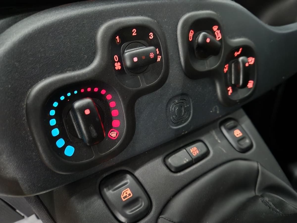 fiat-panda-2024-hibrido-a-gasolina-999cc