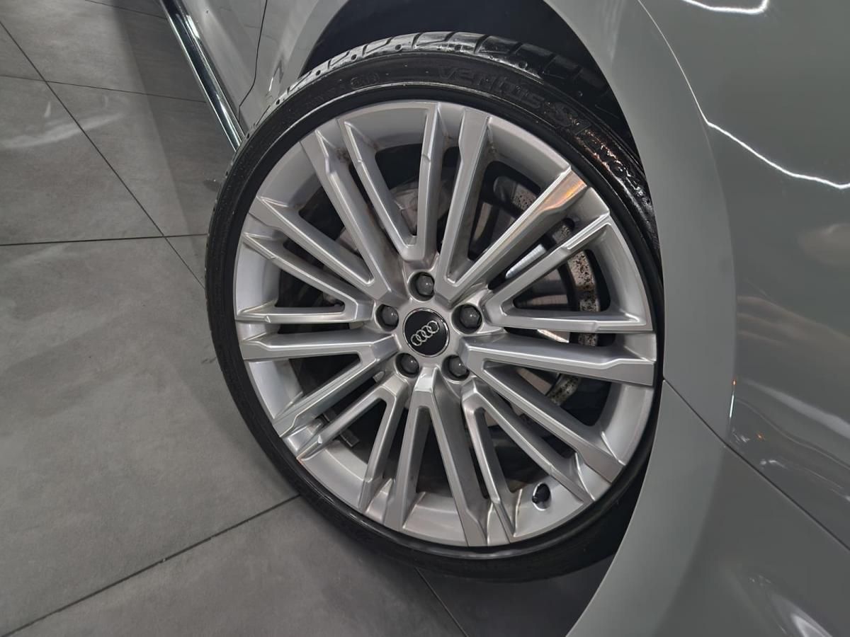 audi-a4-avant-2019-diesel-2000cc