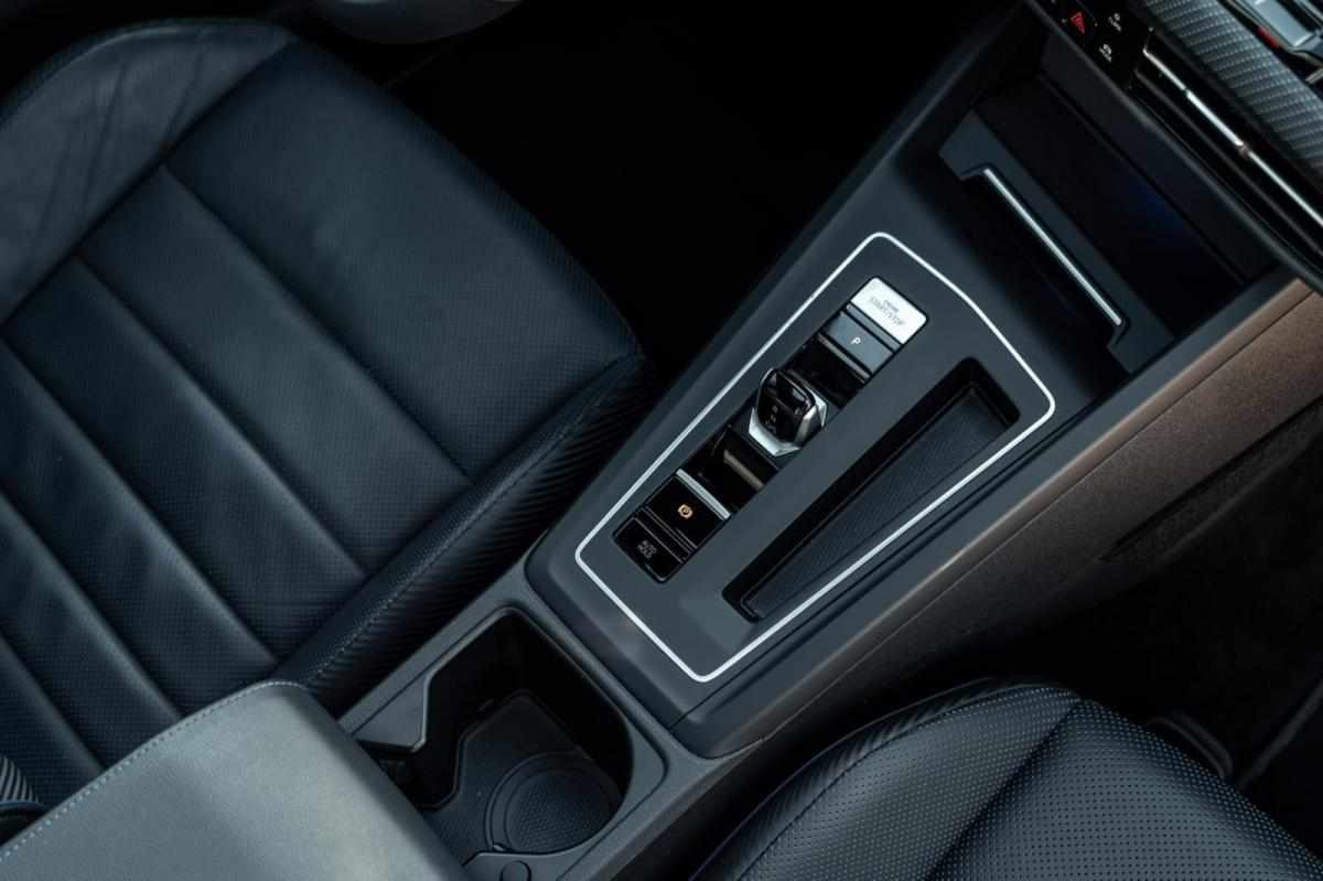 volkswagen-golf-2022-gasolina-1998cc