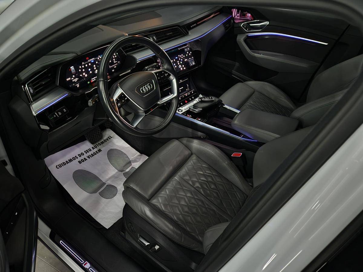 audi-e-tron-2020-eletrico-0cc