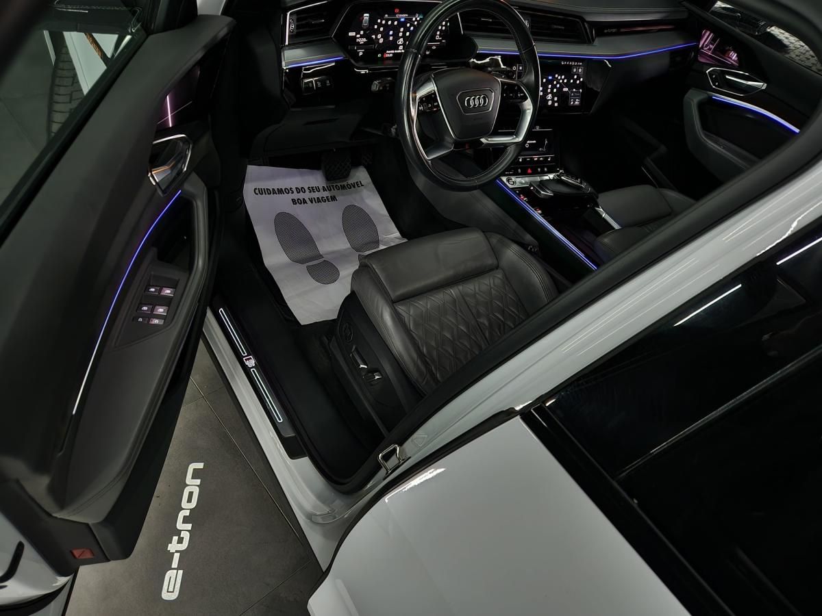 audi-e-tron-2020-eletrico-0cc