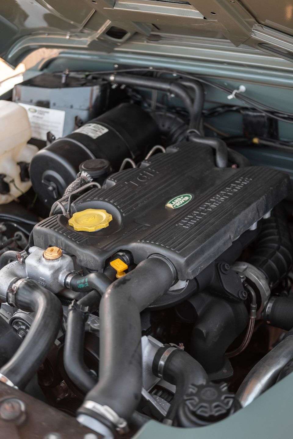 land-rover-defender-1995-diesel-2500cc
