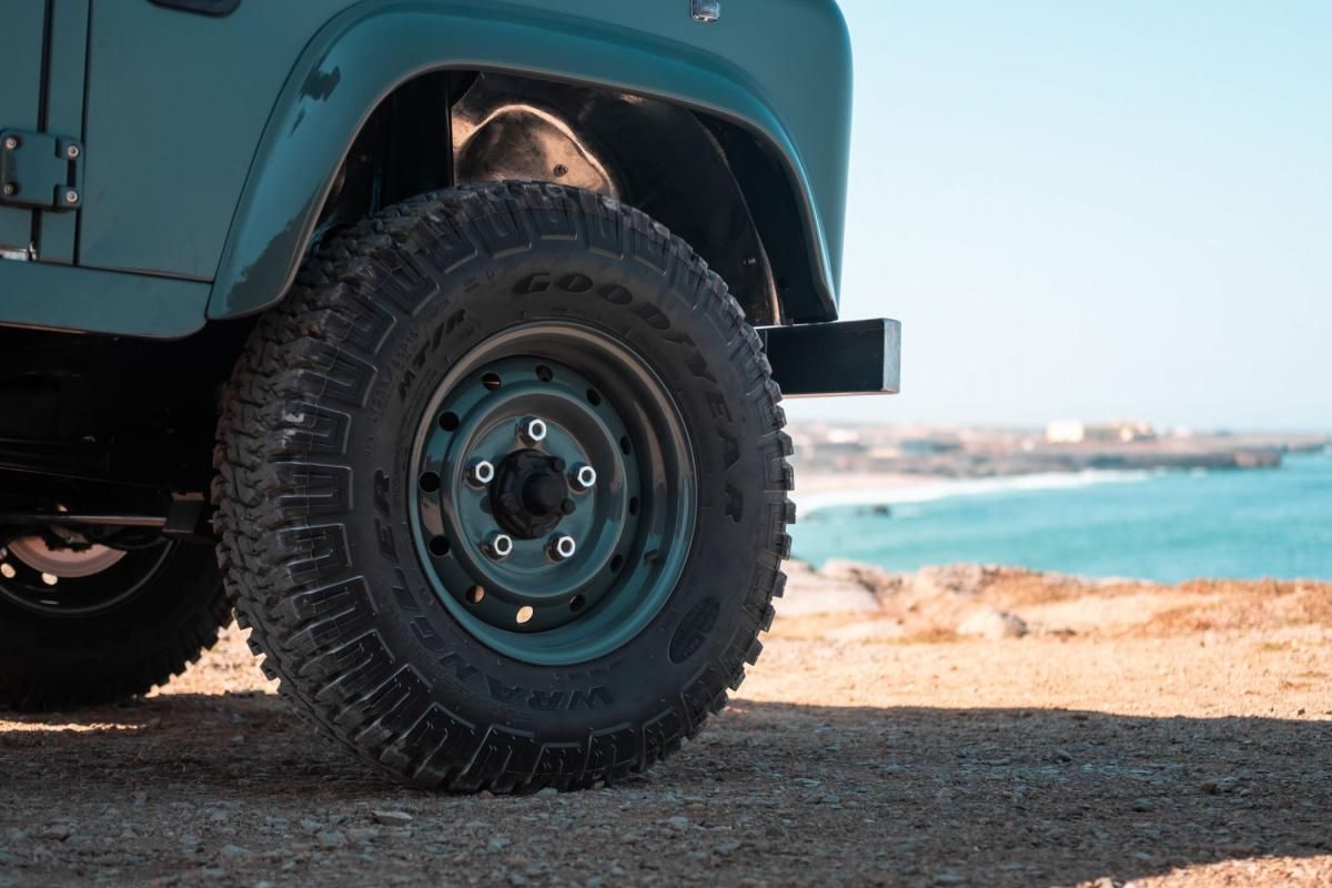 land-rover-defender-1995-diesel-2500cc