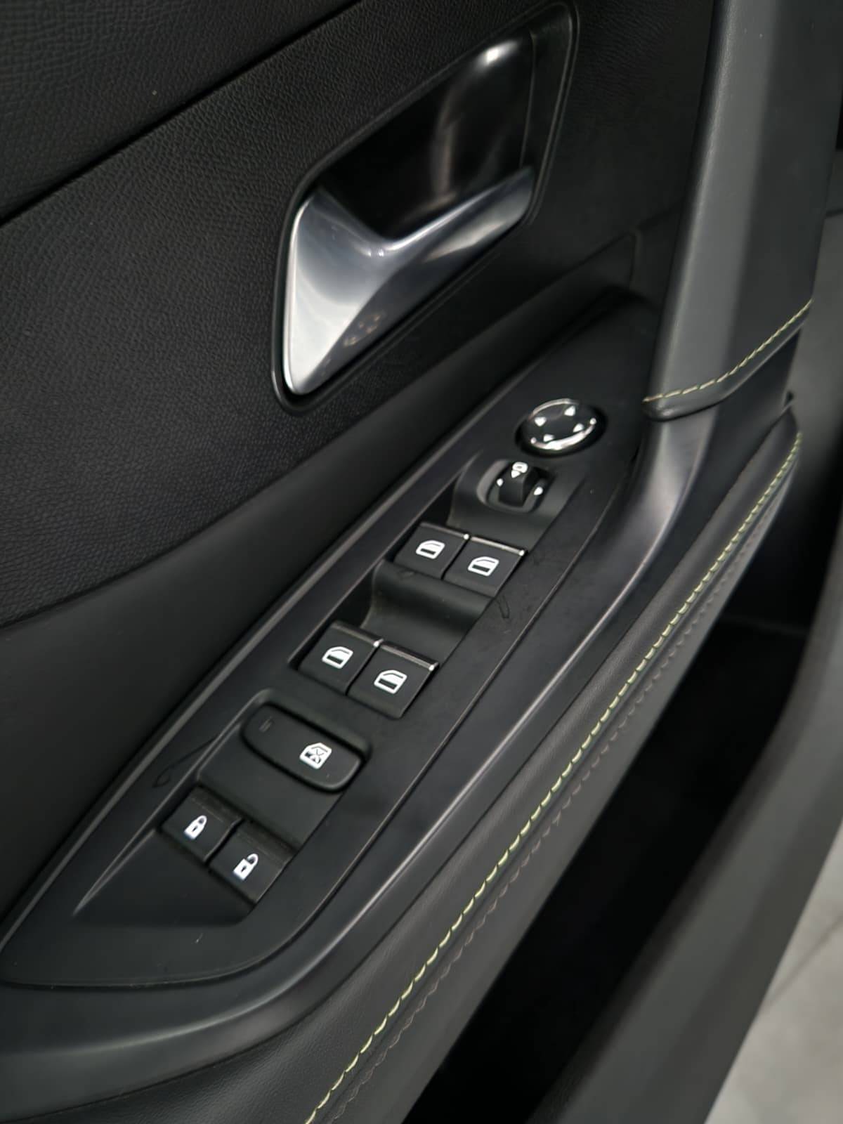 peugeot-308-sw-2023-diesel-1499cc