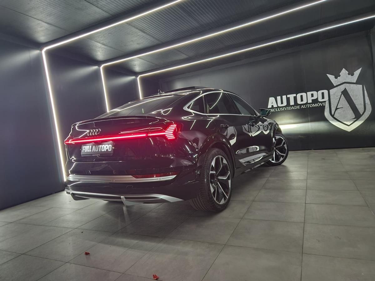 audi-e-tron-2022-eletrico-0cc