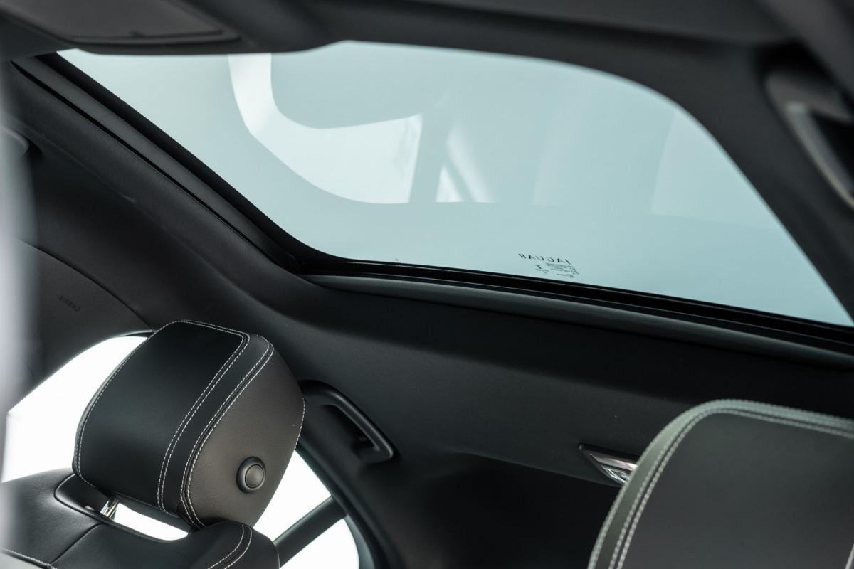 jaguar-xe-2017-diesel-2000cc