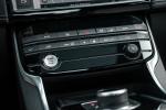 jaguar-xe-2017-diesel-2000cc