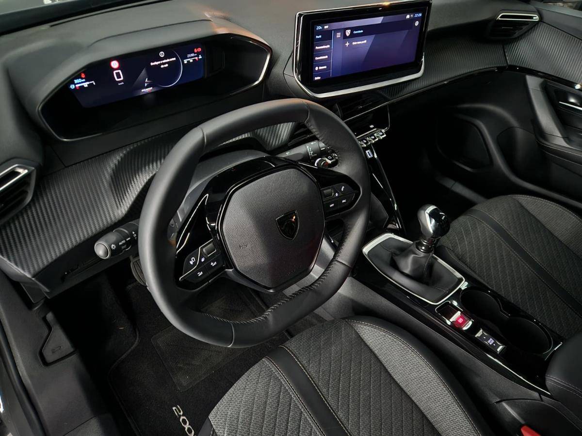 peugeot-2008-2025-gasolina-1199cc