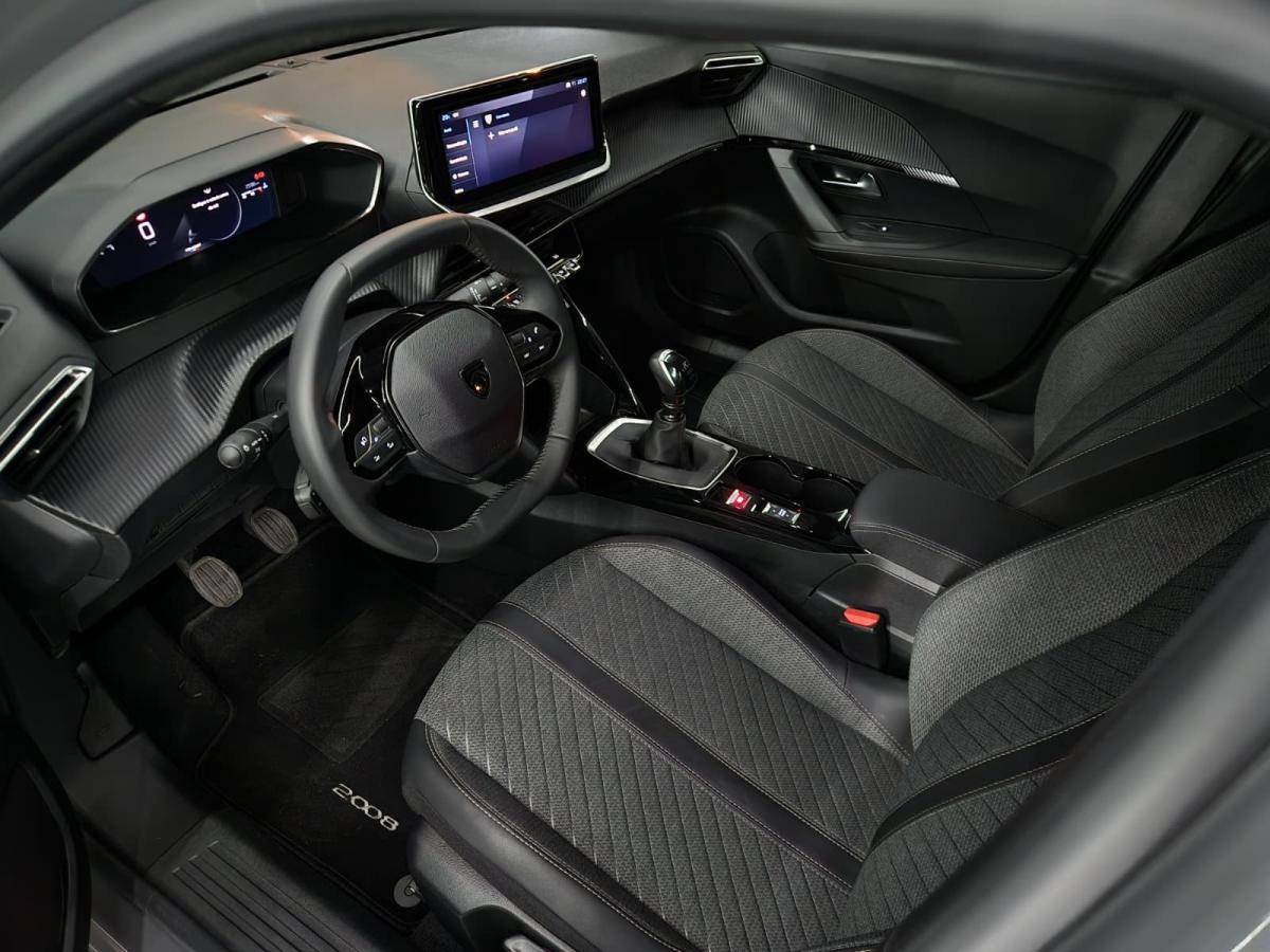 peugeot-2008-2025-gasolina-1199cc